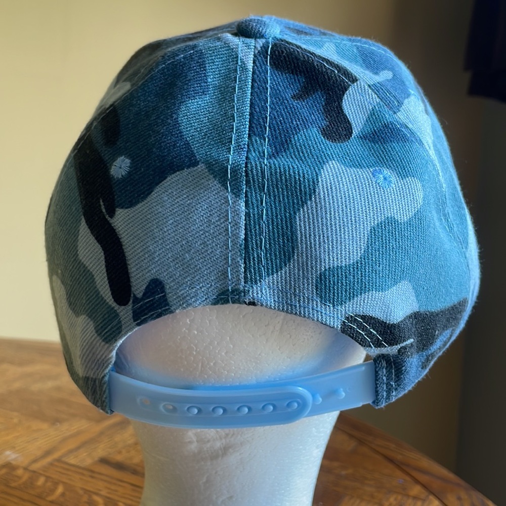 Nice hat - Picture 2 of 3
